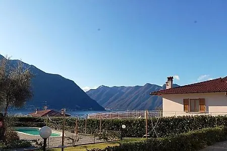 Sleeps 6 Pool Wifi Villa Ossuccio