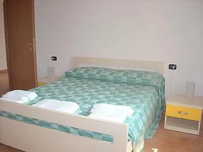 Villa Sleeps 6 Pool Wifi Ossuccio